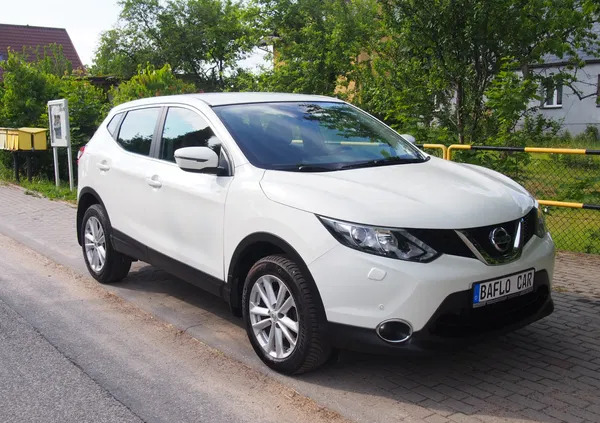 nissan chełmno Nissan Qashqai cena 57500 przebieg: 125000, rok produkcji 2015 z Chełmno